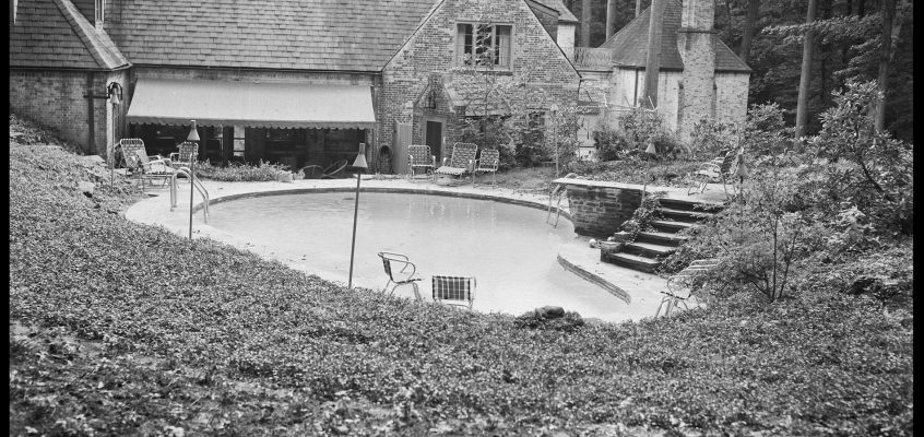 Todd Residence, 85 Knollwood Drive, c. 1954